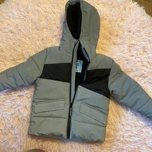 3T puffer coat